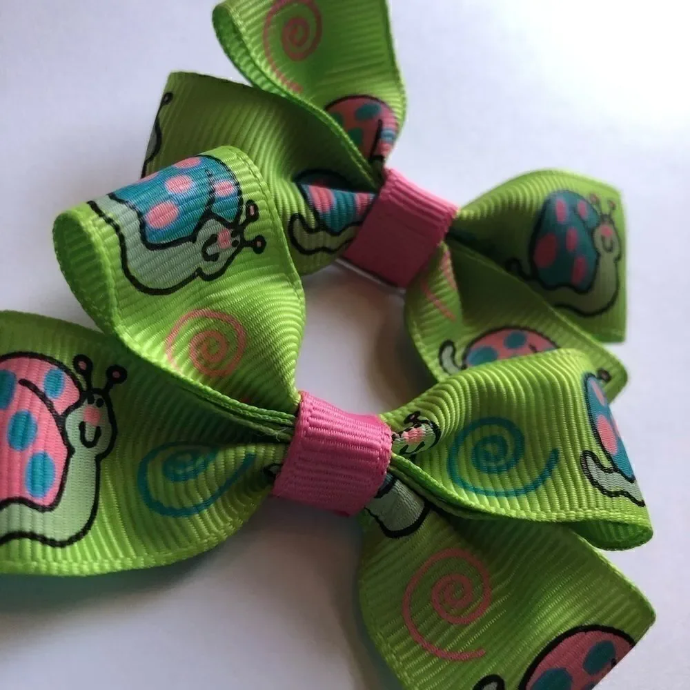 Bow pair hair bows accessories snails swirls green